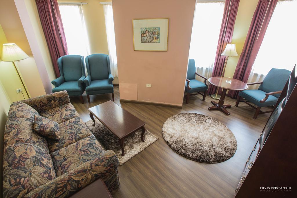 Hotel Regency Korce Exteriér fotografie